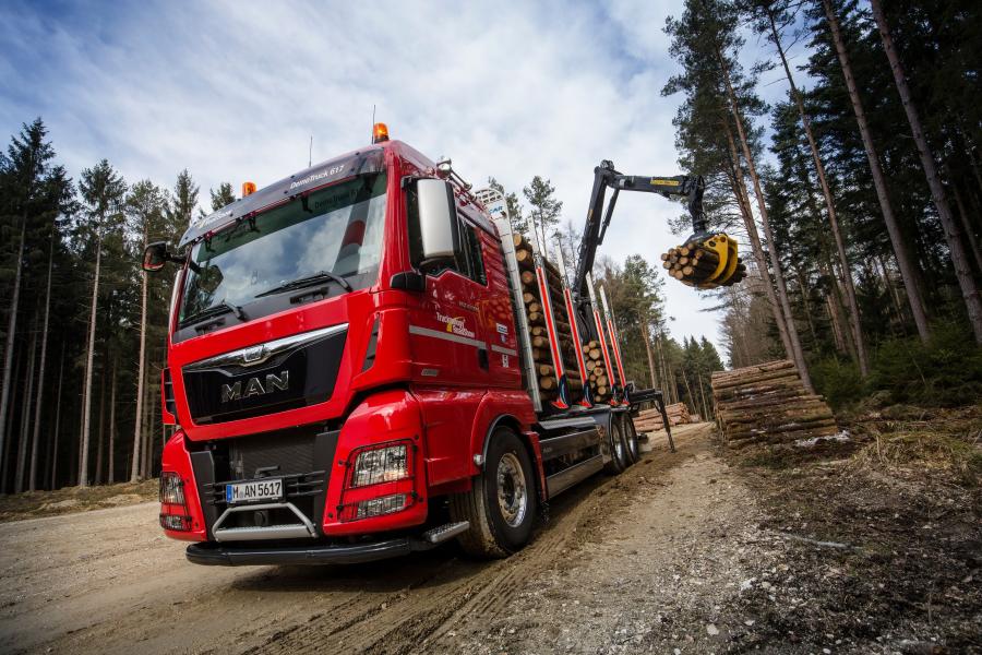  MAN TGX 33.560 6x4 BL XLX Cab 2014 года  (фото 4 из 6)